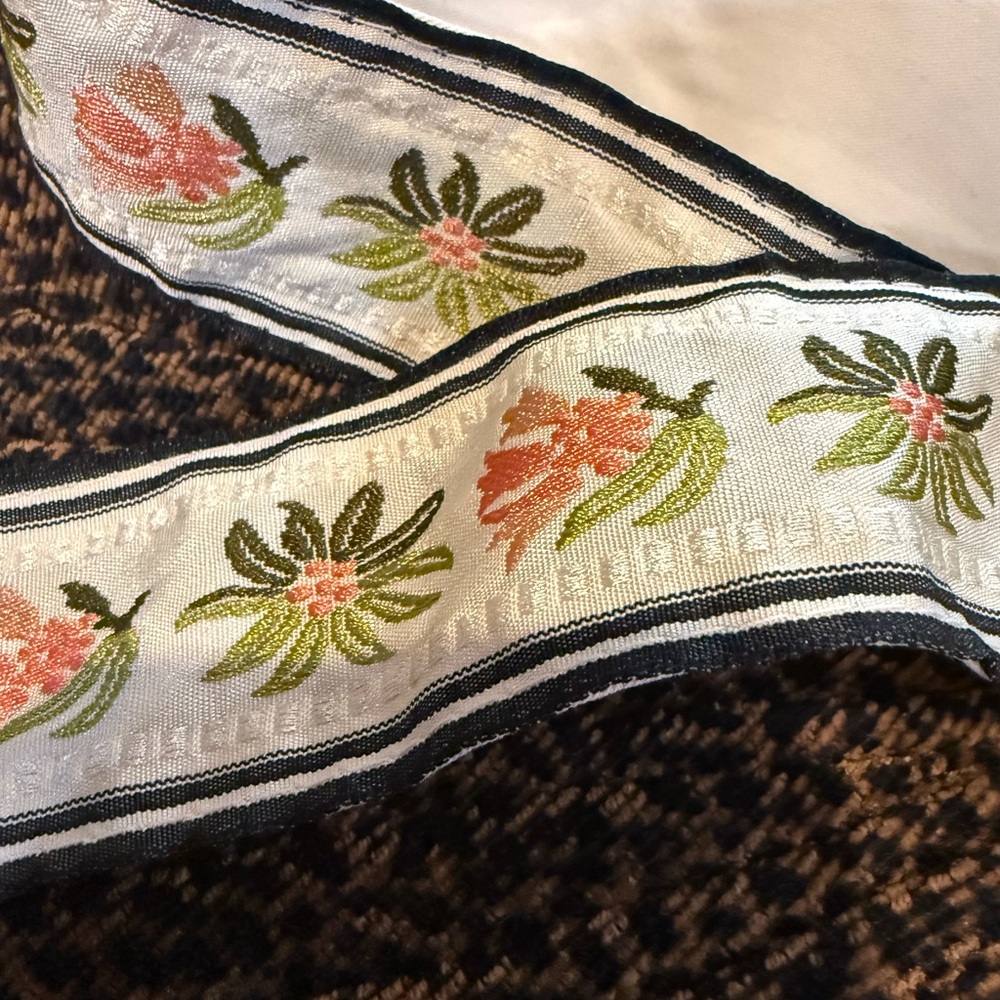 POL Floral Embroidered Belt with Beaded Accent - Picture 5 of 5